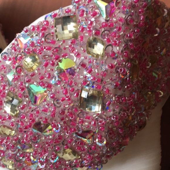 Pink and white Alyce Paris gown - Picture 4 of 7